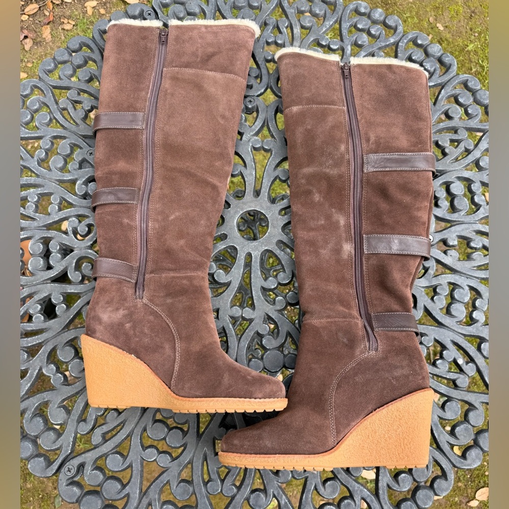 Cole Haan x Nike Air waterproof wedge sherpa boots - size 6.5 B - Picture 3 of 6